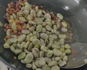 食补佳品想想蚕豆焖饭的做法