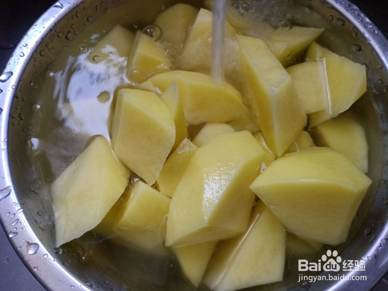 奥尔良烤薯角的做法