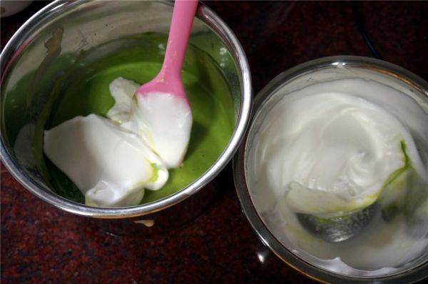 绿茶彩绘蛋糕卷