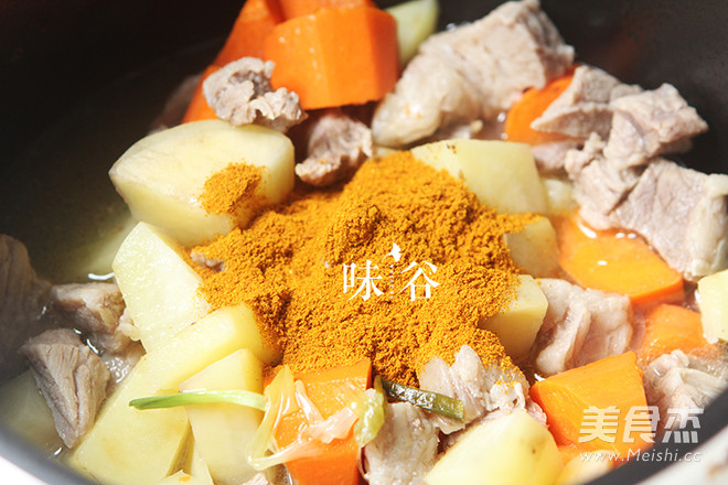 电饭煲版咖喱牛腩