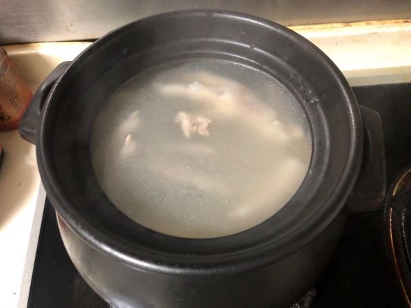 虫草花炖龙骨鸡脚汤