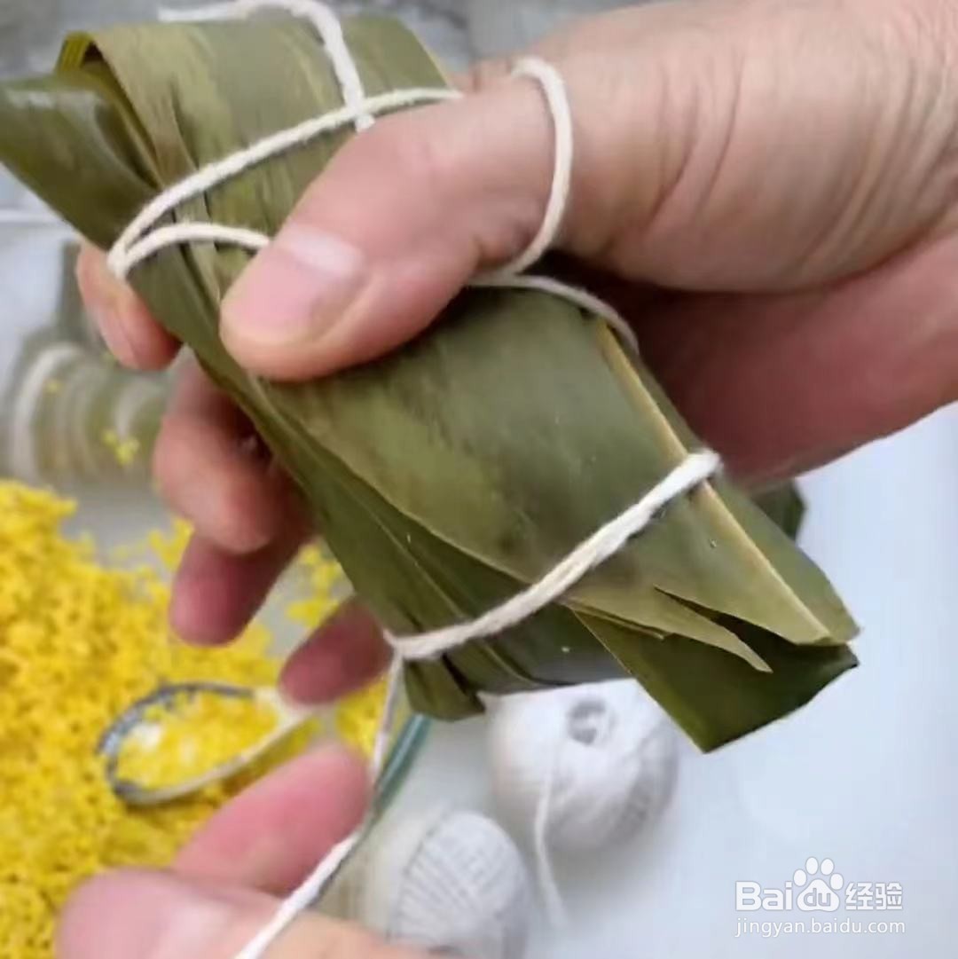 包粽子绑绳的详细做法