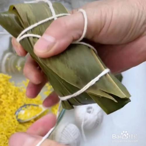 包粽子绑绳的详细做法