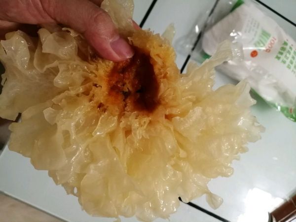 红枣枸杞银耳羹
