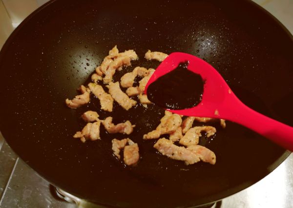 肉片青椒炒苦瓜