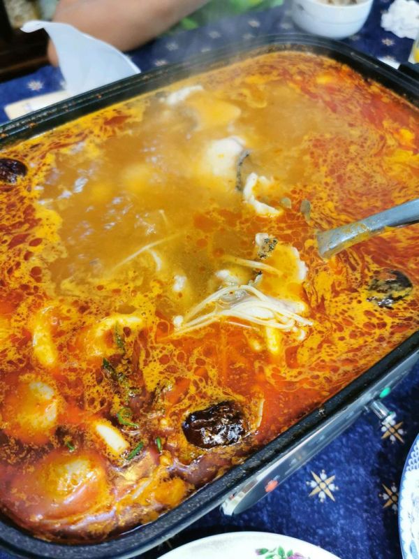 美食记之六：酸汤鱼火锅