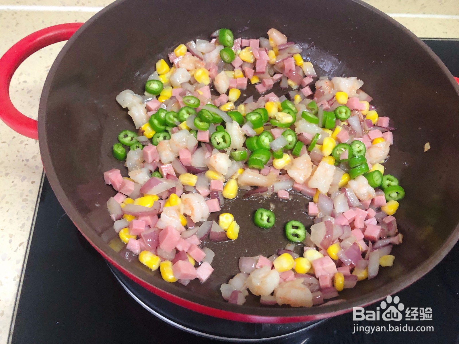 火腿虾仁焗饭的做法