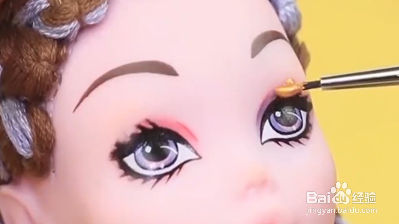 教你如何给芭比娃娃画个美美的妆容