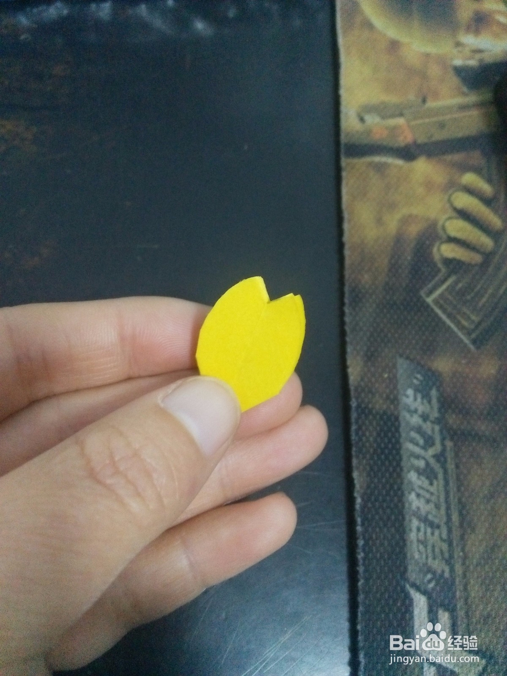 手工折纸腊梅花怎么做