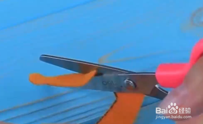 如何给芭比娃娃制作衣服