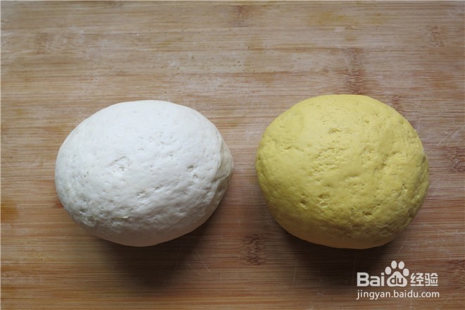 教你做南瓜香豆子双色花卷