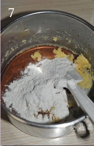 朗姆酒渍黑樱桃软曲奇