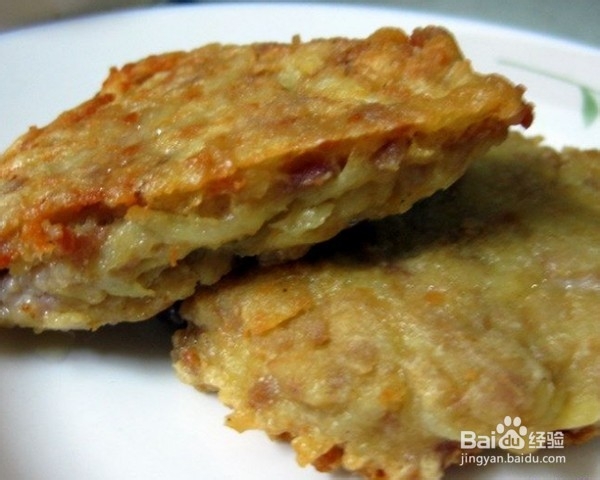 今晚的主菜—土豆丝肉饼,简单又美味