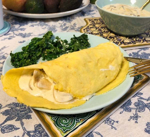 奶油蘑菇鸡肉可丽饼