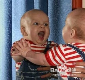 如何应对大声尖叫的宝宝。