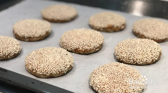 如何用小美锅做麻酱烧饼？