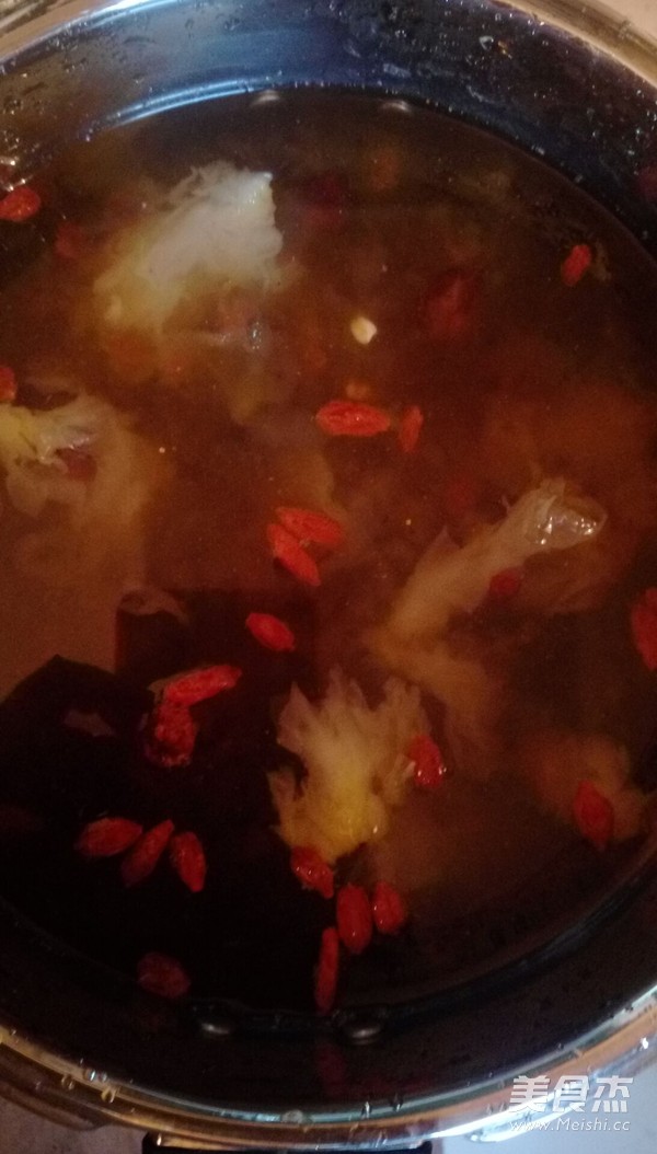 桃胶薏米羹的做法