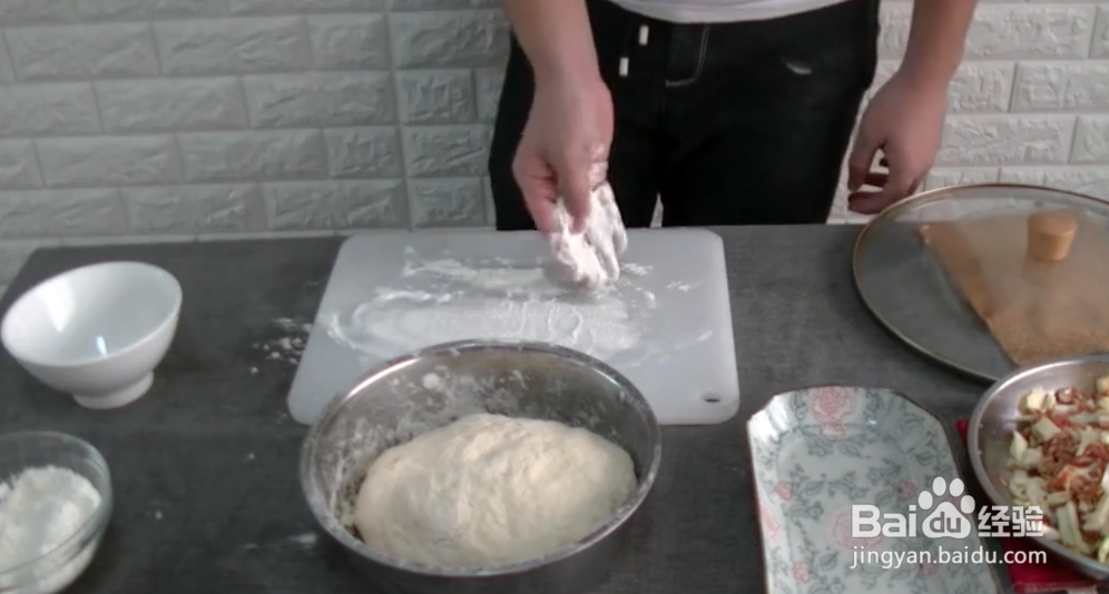 #新人打卡#如何做包子？香喷喷的肉包子制作教程