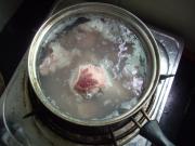 怎样自制花胶龙骨番茄汤