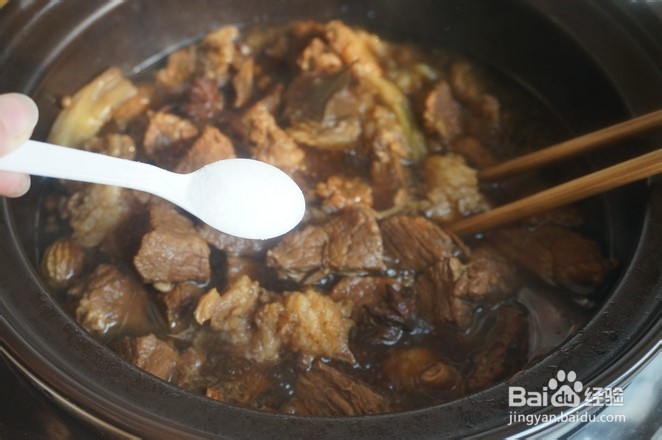 家常炖牛肉的做法