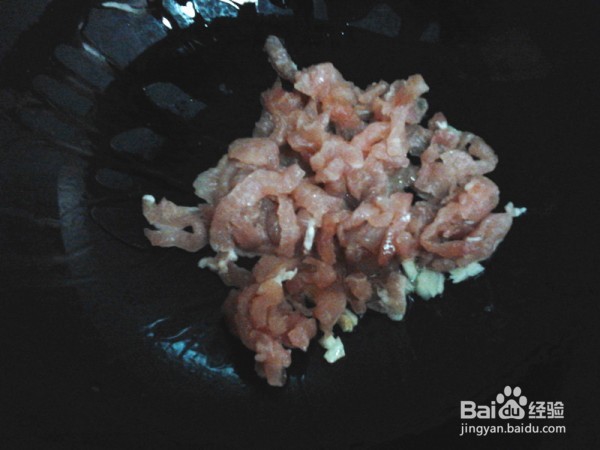 怎么做绿豆芽炒肉丝儿
