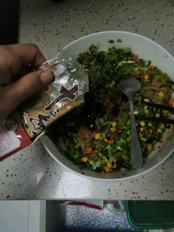 韭菜豆腐粉条包子