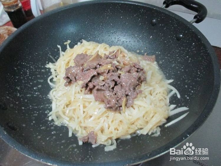 萝卜炒牛肉的做法