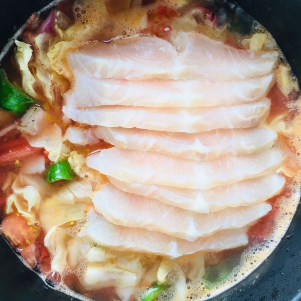 低脂酸辣巴沙鱼汤