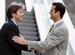 赞美可以巧妙激励他人