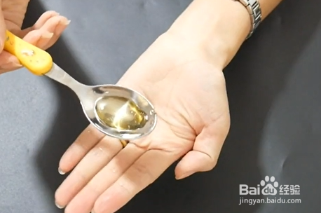 手上有茧怎么办？