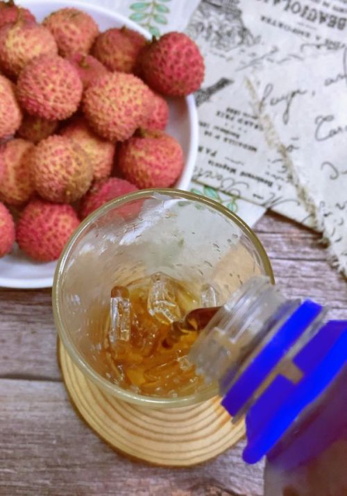 夏日荔枝可乐冰饮