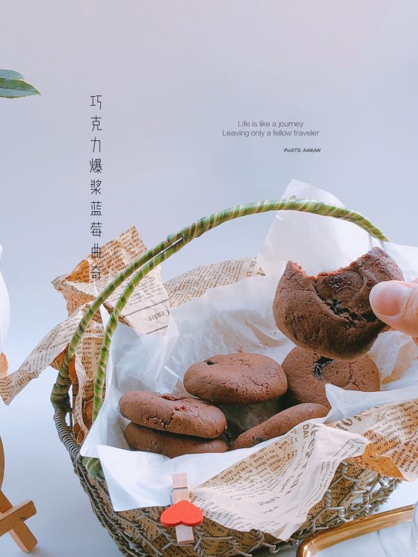 巧克力爆浆蓝莓曲奇