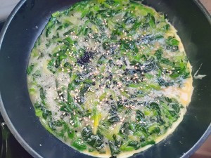 低脂菠菜鸡蛋饼的做法