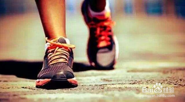 脸上有老年斑怎样消除