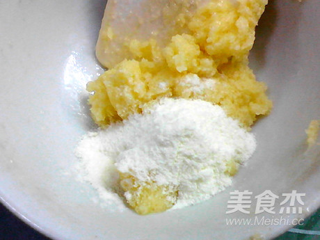 椰蓉提子面包
