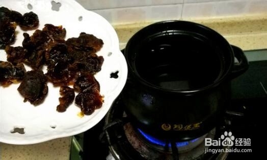 红枣桂圆煮鸡蛋甜汤