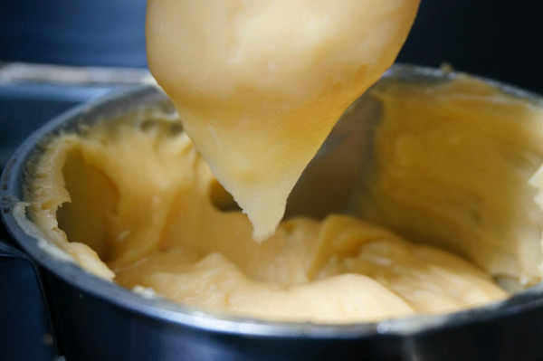 巧克力花生酥皮泡芙