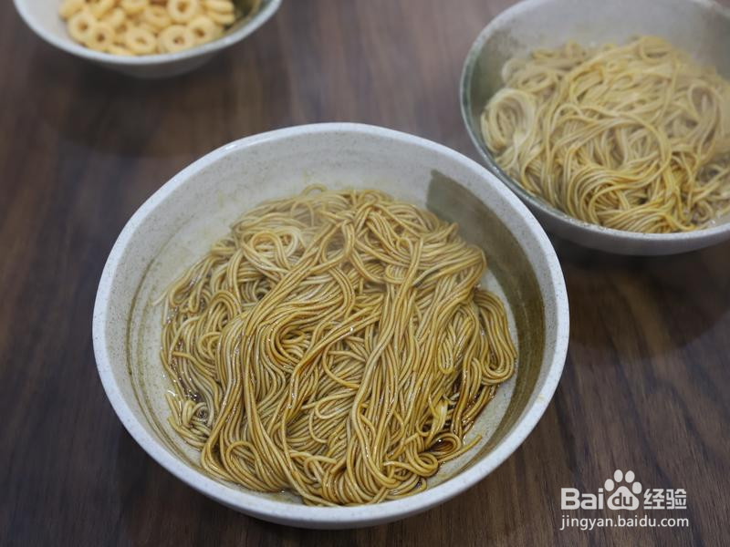 葱油拌面的做法