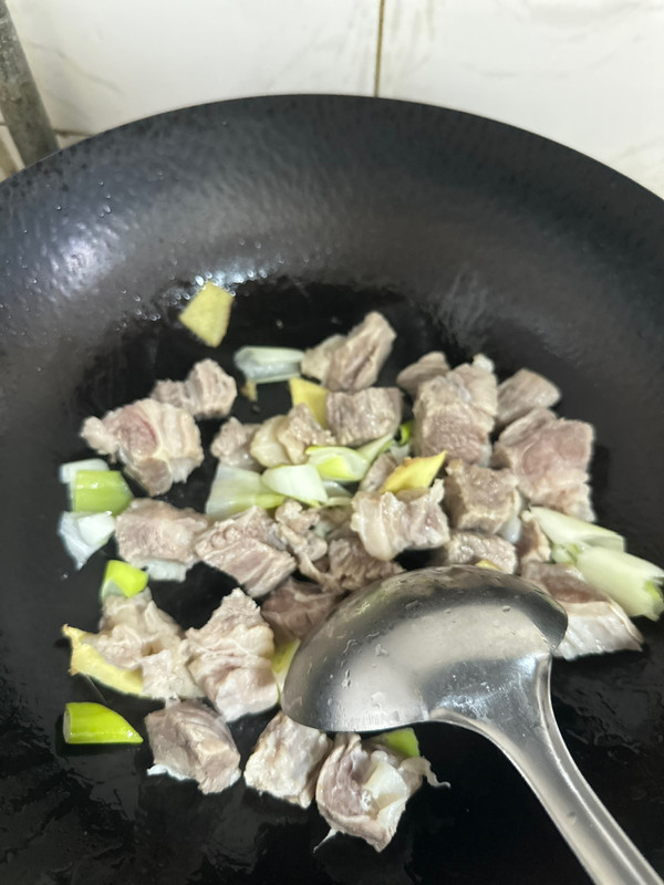 番茄土豆炖牛腩