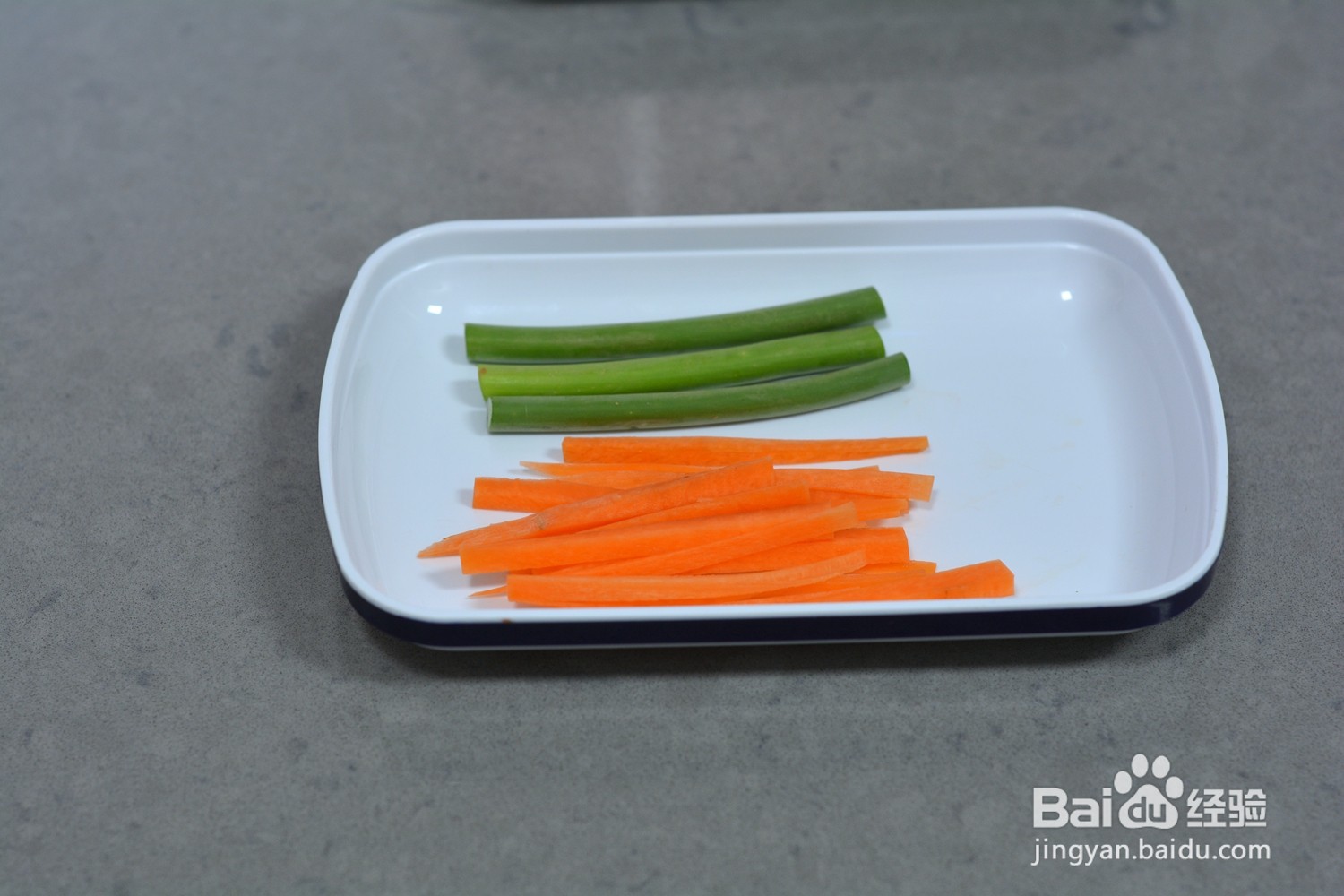 如何做出牛肉蔬菜卷?