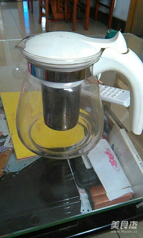 葡萄雪碧饮的做法