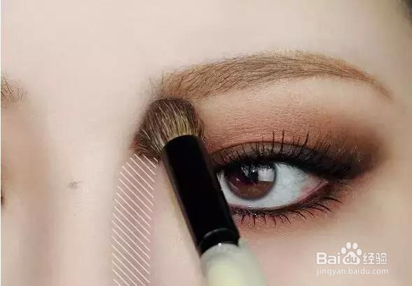 化妆的详细步骤教程