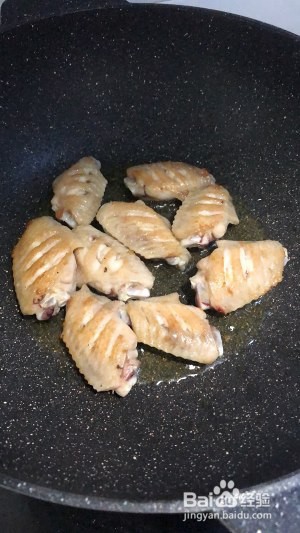 香煎鸡翅的做法