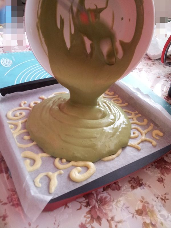 抹茶卡仕达蛋糕卷