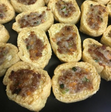 美味的酿豆腐泡
