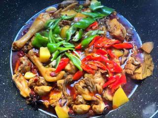 如何在家就能做一份新疆大盘鸡呢？