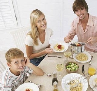 家长怎样批评犯错的孩子