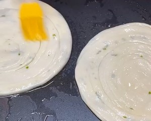 柔软多层的家常葱油饼