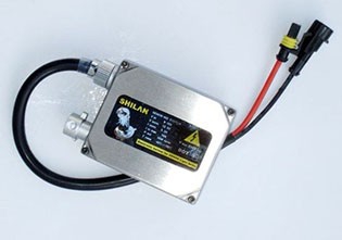 汽车大灯更换 郑州F1改灯更换汽车大灯教程