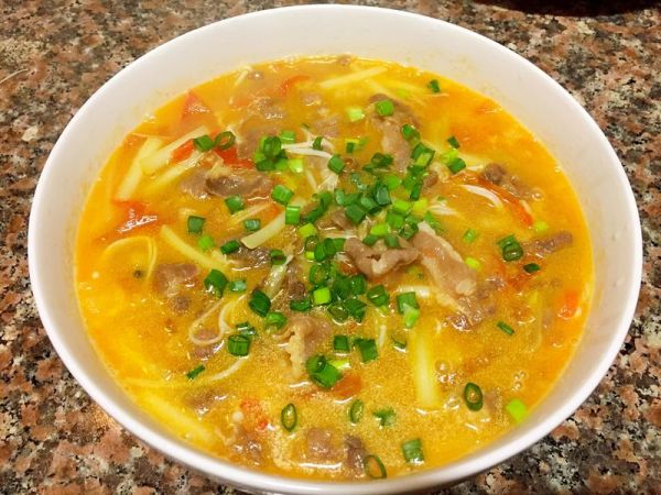 酸汤肥牛（番茄浓汤版）